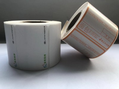 不干膠標(biāo)簽這樣使用光油，效果超乎你想象！！